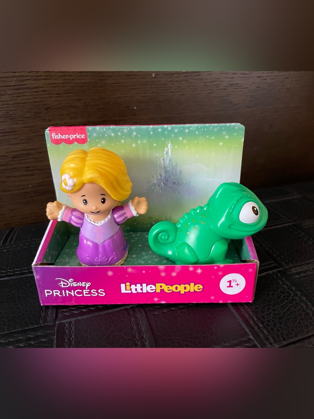 Fisher Price Disney Princess Little People Rapunzel and Pet Chameleon